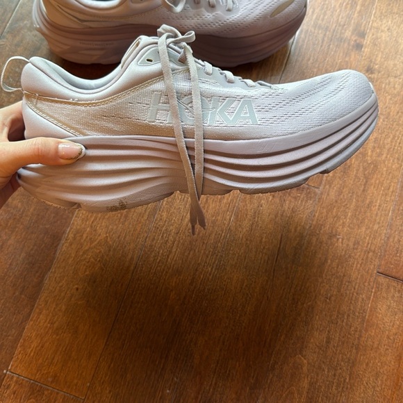 HOKA Women‘s Bondi 8 Size 11 - Picture 3 of 4